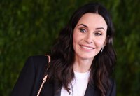 Courteney Cox Longsleeve T-shirt #3736918