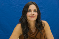 Courtney Cox Sweatshirt #2361969
