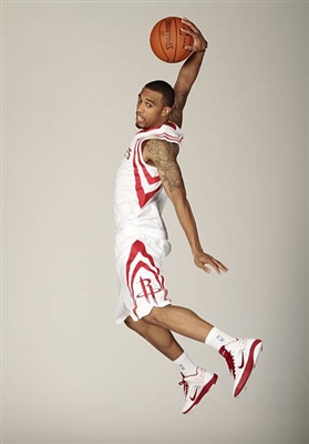 Courtney Lee posters