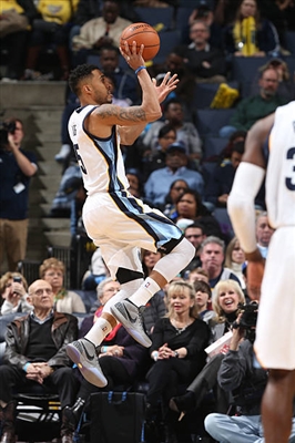 Courtney Lee posters
