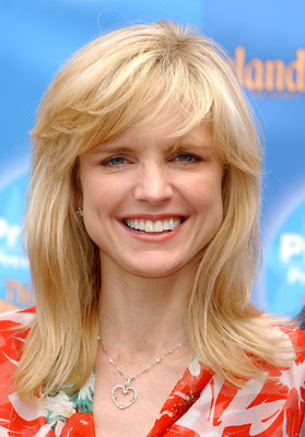 Courtney Thorne Smith posters
