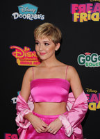 Cozi Zuehlsdorff t-shirt #3787286
