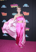 Cozi Zuehlsdorff t-shirt #3787292