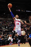 D.J. Augustin t-shirt #3371040