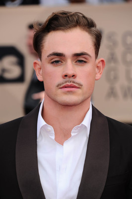 Dacre Montgomery Mouse Pad 2982448