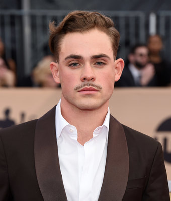 Dacre Montgomery Mouse Pad 2982460