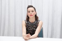 Daisy Ridley Sweatshirt #2599877