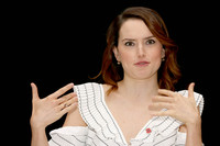 Daisy Ridley t-shirt #2843264