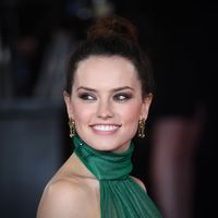 Daisy Ridley Longsleeve T-shirt #2843450