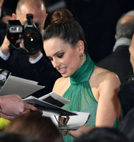 Daisy Ridley Longsleeve T-shirt #2843627