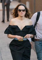 Daisy Ridley Longsleeve T-shirt #2903551