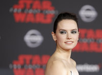 Daisy Ridley Longsleeve T-shirt #2937774