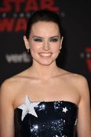 Daisy Ridley Longsleeve T-shirt #2938015
