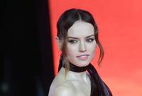 Daisy Ridley Longsleeve T-shirt #2938202