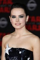 Daisy Ridley Sweatshirt #2938296