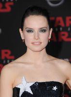 Daisy Ridley Sweatshirt #2938752