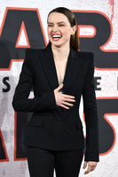 Daisy Ridley Sweatshirt #2938771