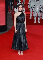 Daisy Ridley Longsleeve T-shirt #2938871