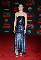Daisy Ridley Longsleeve T-shirt #2938907