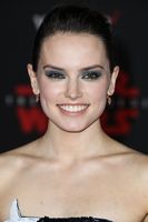 Daisy Ridley Longsleeve T-shirt #2938929