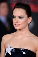 Daisy Ridley longsleeve t-shirt #2938958