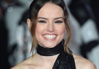 Daisy Ridley Longsleeve T-shirt #2939053