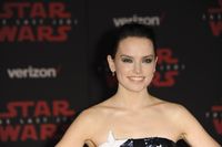 Daisy Ridley Sweatshirt #2939082