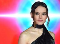 Daisy Ridley Longsleeve T-shirt #2939112