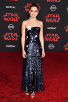 Daisy Ridley Longsleeve T-shirt #2939151