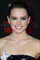 Daisy Ridley Sweatshirt #2939318