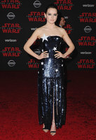 Daisy Ridley Longsleeve T-shirt #2939481