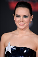Daisy Ridley Sweatshirt #2939523