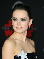 Daisy Ridley Sweatshirt #2939559