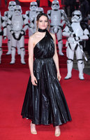 Daisy Ridley Longsleeve T-shirt #2939786