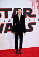 Daisy Ridley Longsleeve T-shirt #2989519