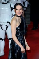 Daisy Ridley Longsleeve T-shirt #2989575