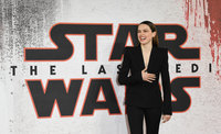 Daisy Ridley Longsleeve T-shirt #2989730