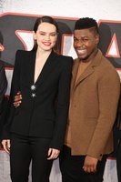 Daisy Ridley Longsleeve T-shirt #2989732