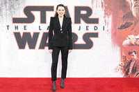 Daisy Ridley Longsleeve T-shirt #2989768
