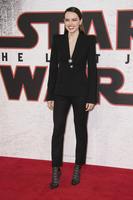 Daisy Ridley Longsleeve T-shirt #2989790