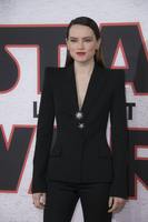 Daisy Ridley Longsleeve T-shirt #2989897