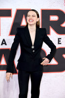 Daisy Ridley Longsleeve T-shirt #2989957