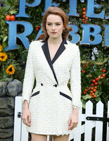 Daisy Ridley Longsleeve T-shirt #3179077