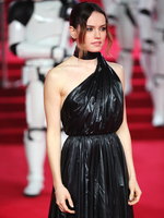 Daisy Ridley Longsleeve T-shirt #3194149