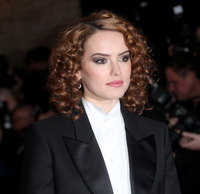 Daisy Ridley Sweatshirt #3207339