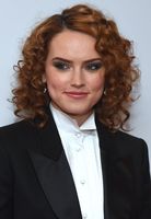 Daisy Ridley Longsleeve T-shirt #3207447