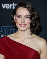 Daisy Ridley t-shirt #3910897