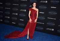 Daisy Ridley t-shirt #3911045