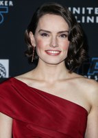 Daisy Ridley t-shirt #3911047