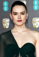 Daisy Ridley Sweatshirt #3934051